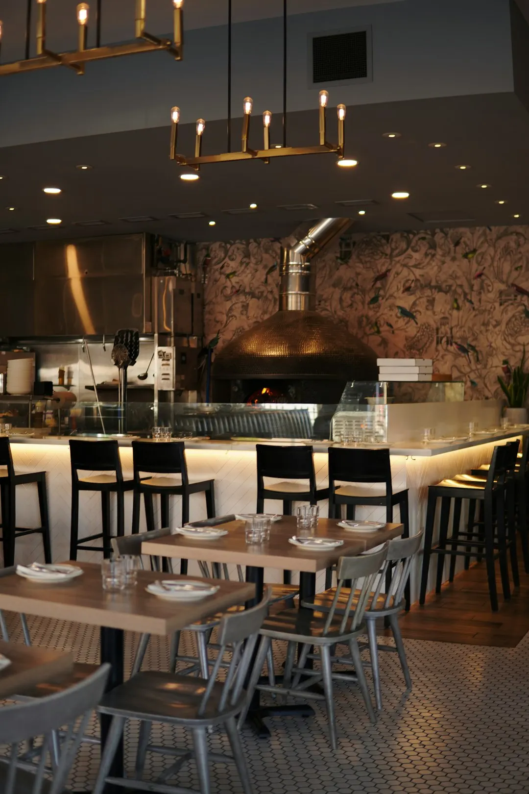 Restaurant dining room